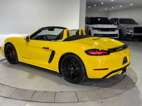 Used 2025 Porsche 718 Boxster S image 32