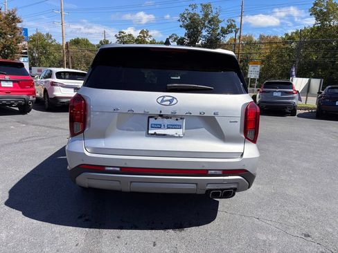 Used 2024 Hyundai Palisade SEL AWD/4WD image 6