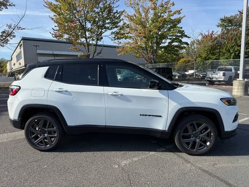 New 2026 Jeep Compass Limited image 8