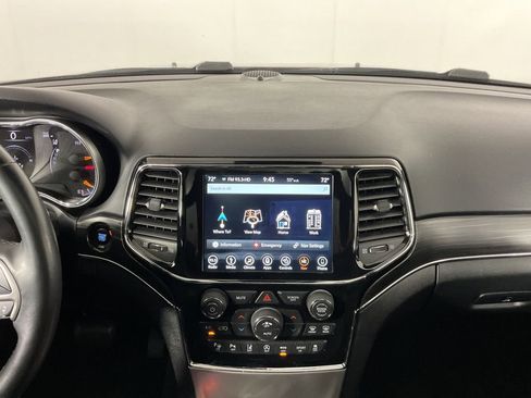 Used 2019 Jeep Grand Cherokee Limited AWD/4WD image 13