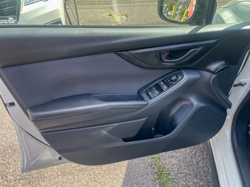 Used 2019 Subaru Crosstrek 2.0i Premium AWD/4WD image 10
