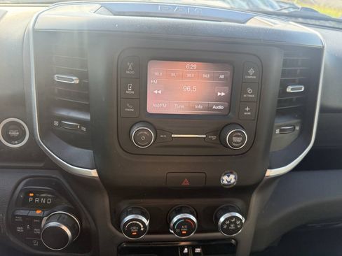 Used 2022 RAM 1500 Big Horn AWD/4WD image 23