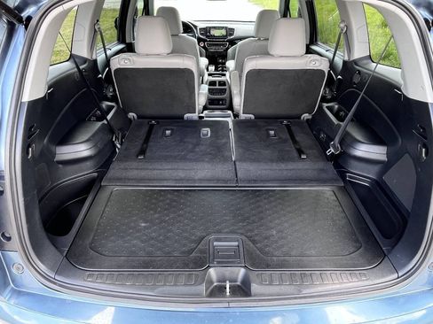 Used 2020 Honda Pilot Touring image 34