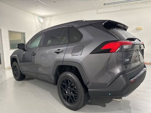 Used 2023 Toyota RAV4 XLE image 8