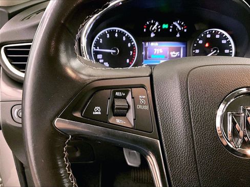 Used 2019 Buick Encore Sport Touring AWD/4WD image 17