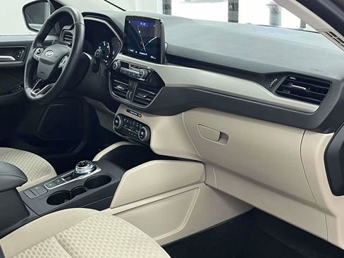 Used 2021 Ford Escape SE w/ Convenience Package image 29