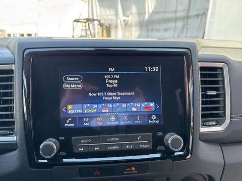 Used 2023 Nissan Frontier SV w/ SV Convenience Package AWD/4WD image 15