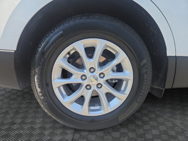Used 2019 Chevrolet Equinox LT FWD image 34