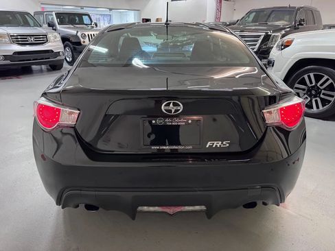 Used 2013 Scion FR-S RWD image 4