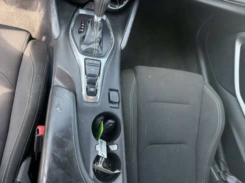 Used 2017 Chevrolet Camaro LT RWD image 22