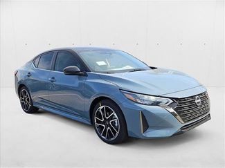 New 2025 Nissan Sentra SR video 4