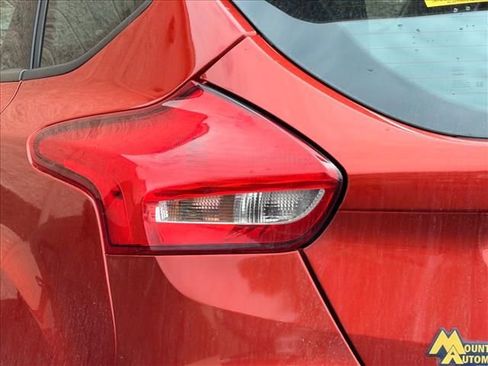 Used 2018 Ford Focus ST image 14