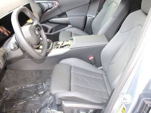 Used 2025 BMW X3 xDrive30i w/ Premium Package image 5