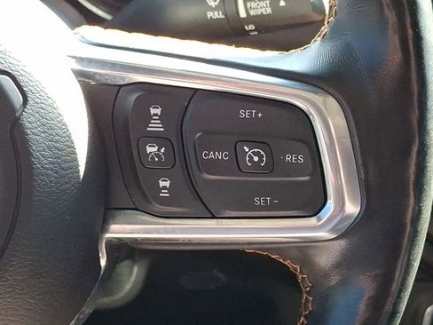 Certified 2021 Jeep Gladiator Overland image 26