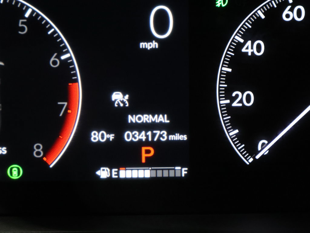 Used 2025 Honda Pilot TrailSport image 43