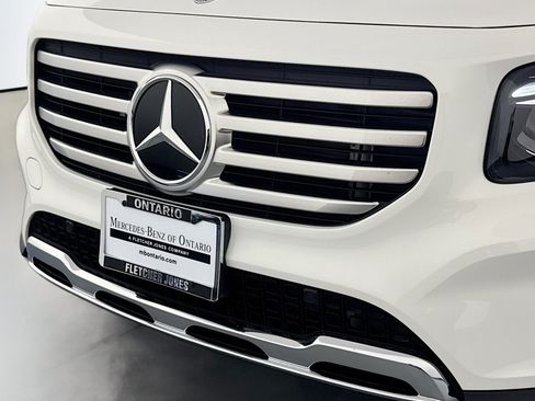 Used 2026 Mercedes-Benz GLB 250 image 12