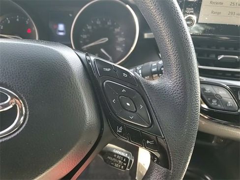 Used 2019 Toyota C-HR LE image 16