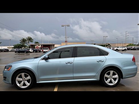Used 2013 Volkswagen Passat 2.5 SE FWD image 8