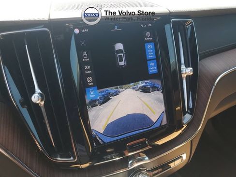 Certified 2023 Volvo XC60 B5 Ultimate w/ Climate Package AWD/4WD image 24