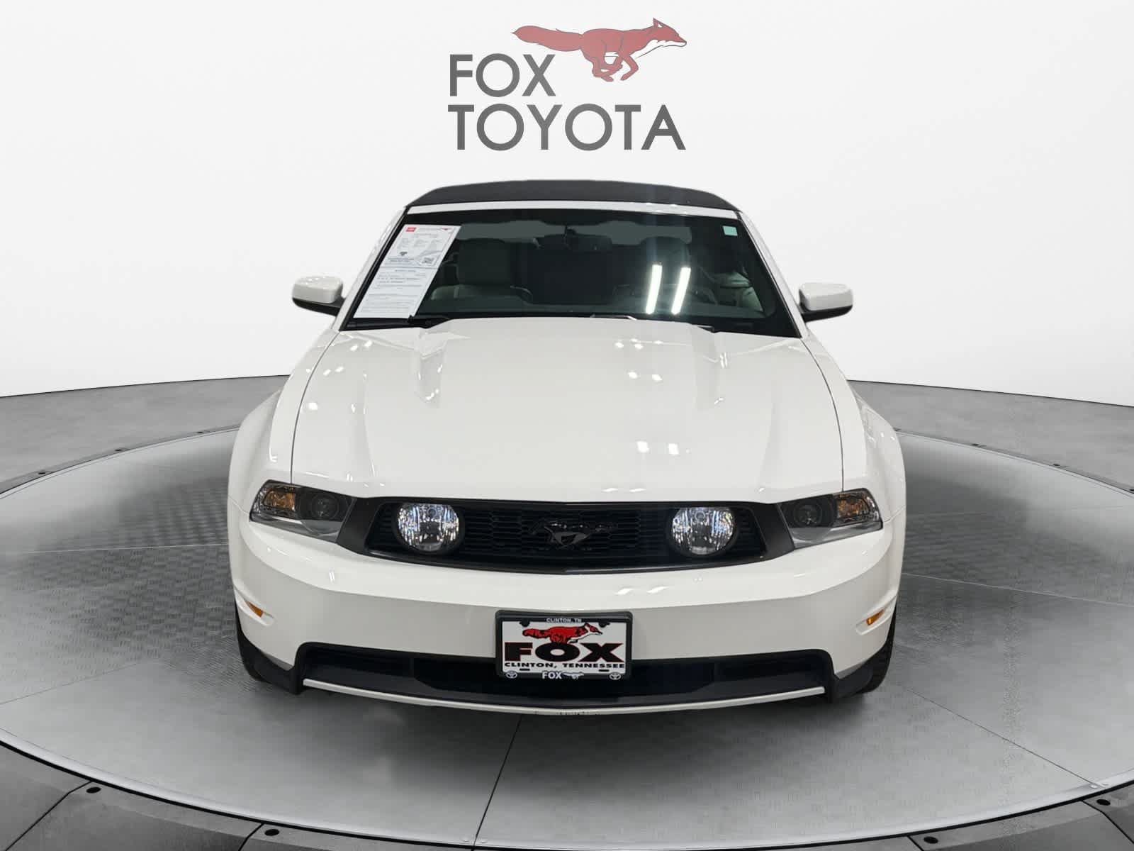 Used 2010 Ford Mustang GT Premium RWD image 9