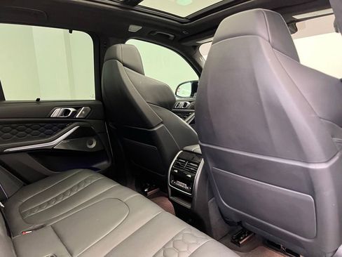 Used 2022 BMW X5 M w/ Competition Package AWD/4WD image 9