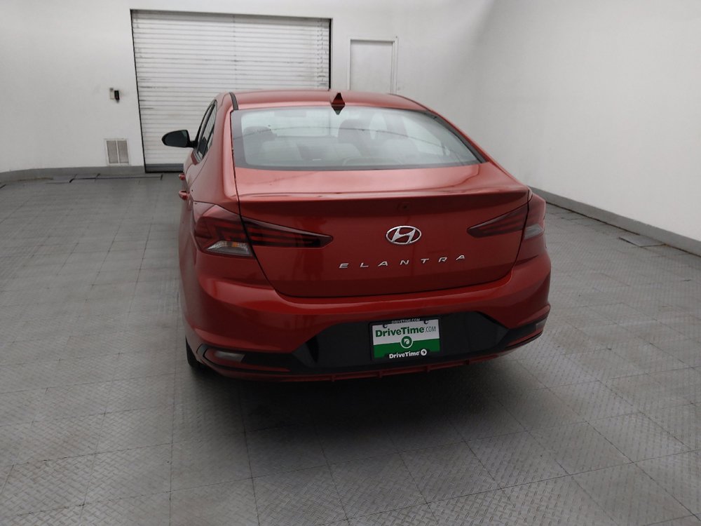 Used 2020 Hyundai Elantra SEL FWD image 6