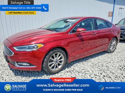 Used 2017 Ford Fusion SE w/ Fusion SE Technology Package