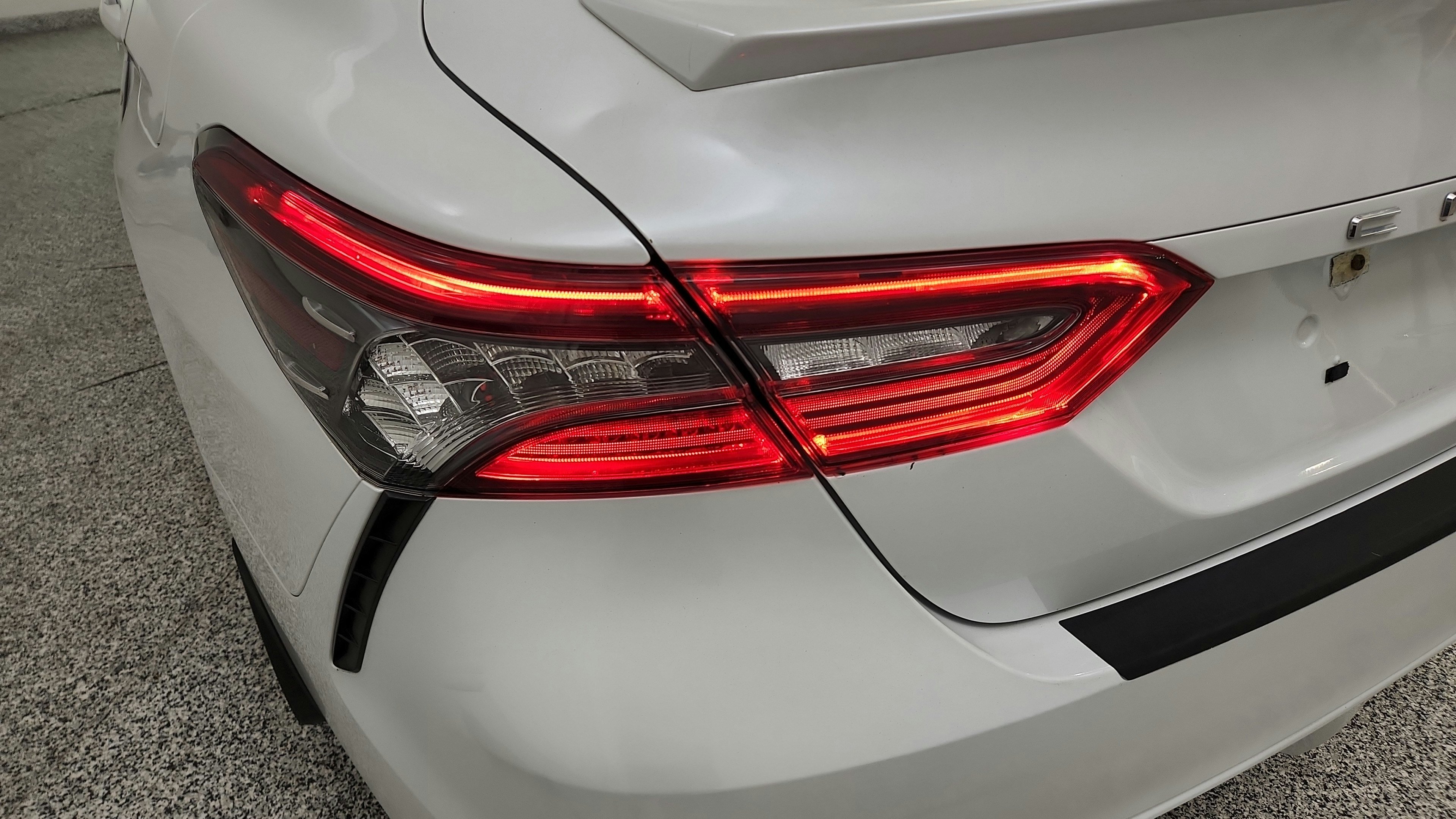 Used 2021 Toyota Camry XSE FWD image 26