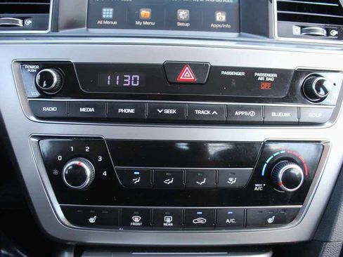 Used 2017 Hyundai Sonata Sport w/ Value Edition Package 02 FWD image 23