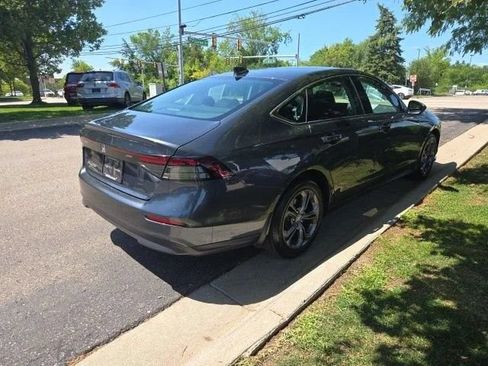 Used 2023 Honda Accord EX image 8