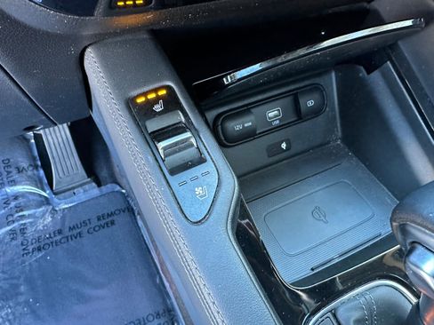 Used 2022 Kia Telluride EX w/ EX Premium Package image 37