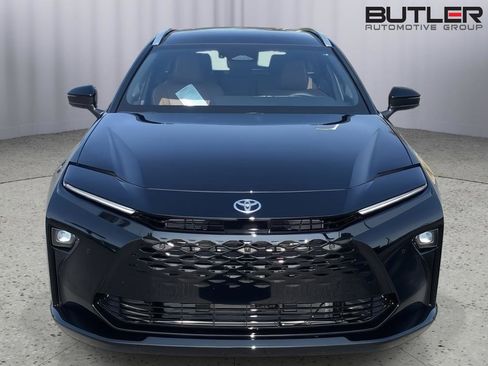 New 2026 Toyota Crown Signia AWD/4WD image 8