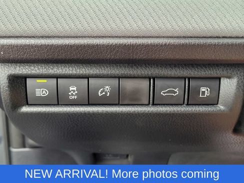 Used 2025 Toyota Camry SE FWD image 14
