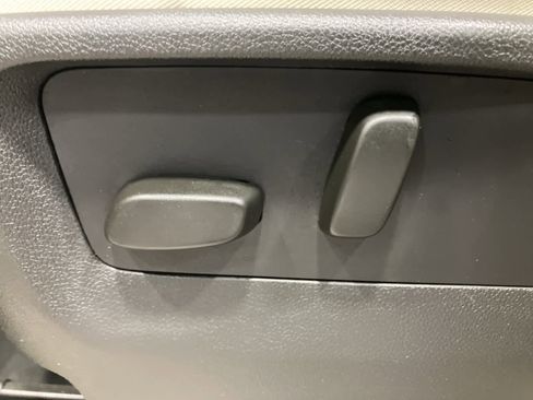 Used 2023 Buick Envision Avenir image 13