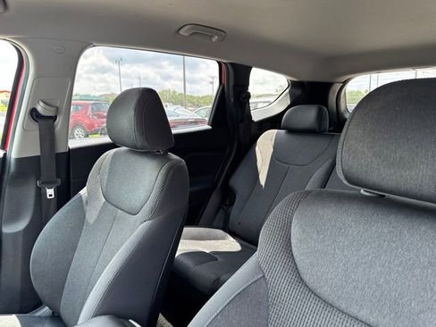 Used 2019 Hyundai Santa Fe SE FWD image 23