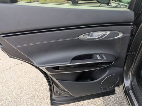 Used 2025 Genesis GV70 2.5T image 25