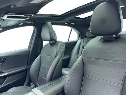 Used 2024 Mercedes-Benz C 300 Sedan image 41