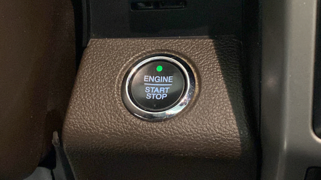 Used 2018 Ford F150 King Ranch w/ Equipment Group 601A Luxury AWD/4WD image 22