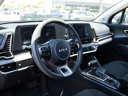 Used 2024 Kia Sportage LX AWD/4WD image 24