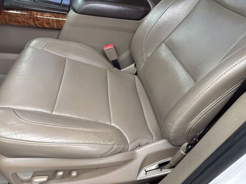 Used 2018 Chevrolet Tahoe Premier image 38