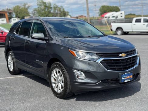 Used 2020 Chevrolet Equinox LT FWD image 3