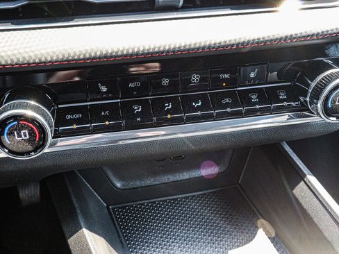 New 2026 Chevrolet Equinox RS image 41