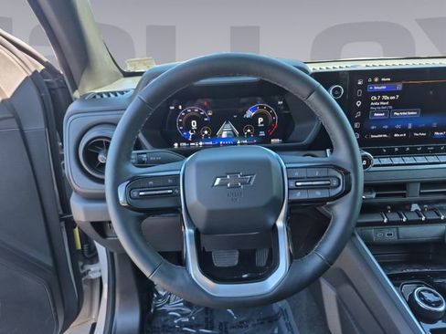 Used 2026 Chevrolet Colorado Trail Boss AWD/4WD image 13