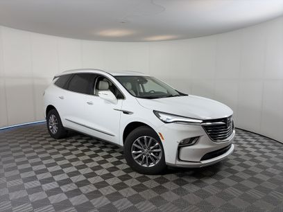 Used 2024 Buick Enclave Essence