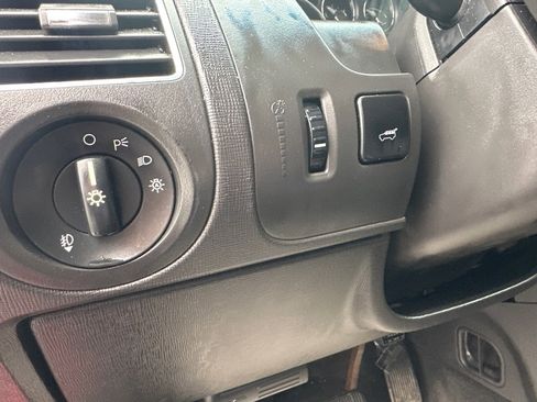 Used 2009 Ford Flex SEL image 19