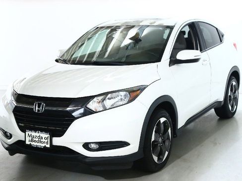 Used 2018 Honda HR-V EX image 3