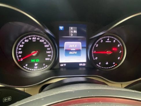 Used 2019 Mercedes-Benz GLC 300 4MATIC image 15