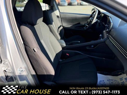 Used 2023 Hyundai Elantra SEL FWD image 19