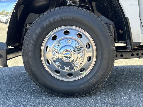 New 2026 RAM 3500 Tradesman w/ Chrome Appearance Group image 14