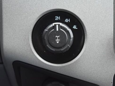 Used 2015 Ford F250 XLT w/ XLT Value Package image 24